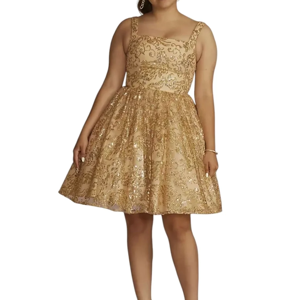 Fifteen Roses Women's Embellished Gold Sequin Prom Formal Dress Size 8 Avant Gar